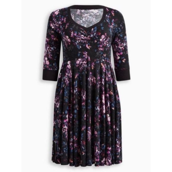 🆕 Floral Super Soft Plush V-Neck Skater Dress 0 L 12 NWT Torrid New! Black - Picture 4 of 5